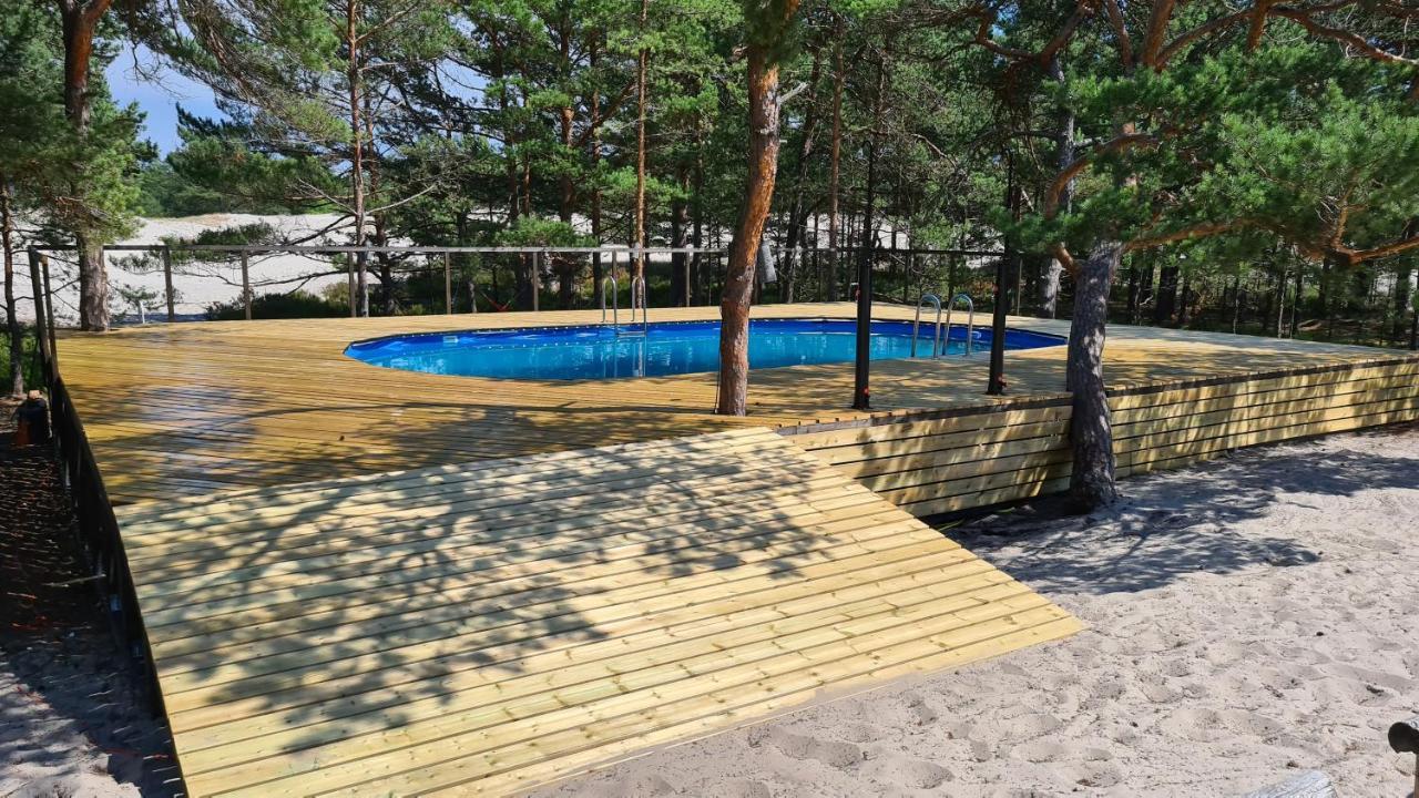 Sub Hel. Budzetowe Pokoje W Domu Z Basenem. Wokol Domu Tylko Natura. Balkon Zbyteczny. エクステリア 写真
